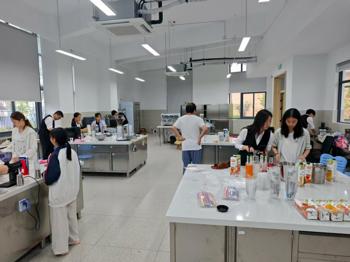 苏州市太湖旅游中等专业学校暑期技能大培训宣传稿